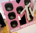 Телеканалы приглушат музыку. &laquo;Муз ТВ&raquo; и MTV меняют формат